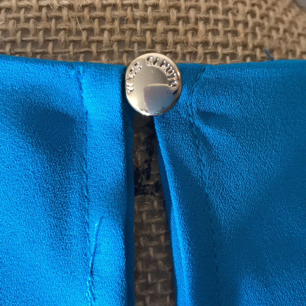 NWT VINCE CAMUTO | Cold Shoulder | Blue | Large - Picture 6 of 7